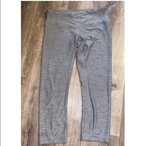 Grey cropped lulu lemon leggings